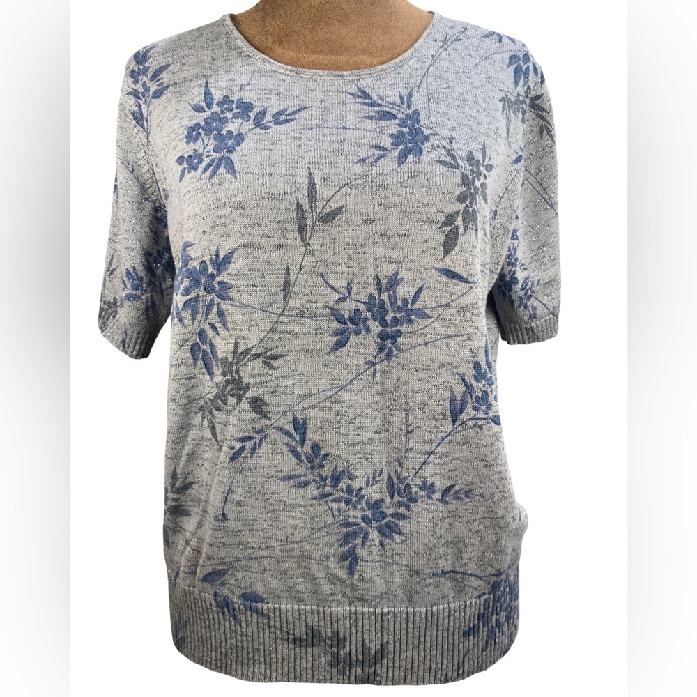 Style & Co. Gray and Blue Floral Short Sleeve‎ Sweater Blouse Women's L Office